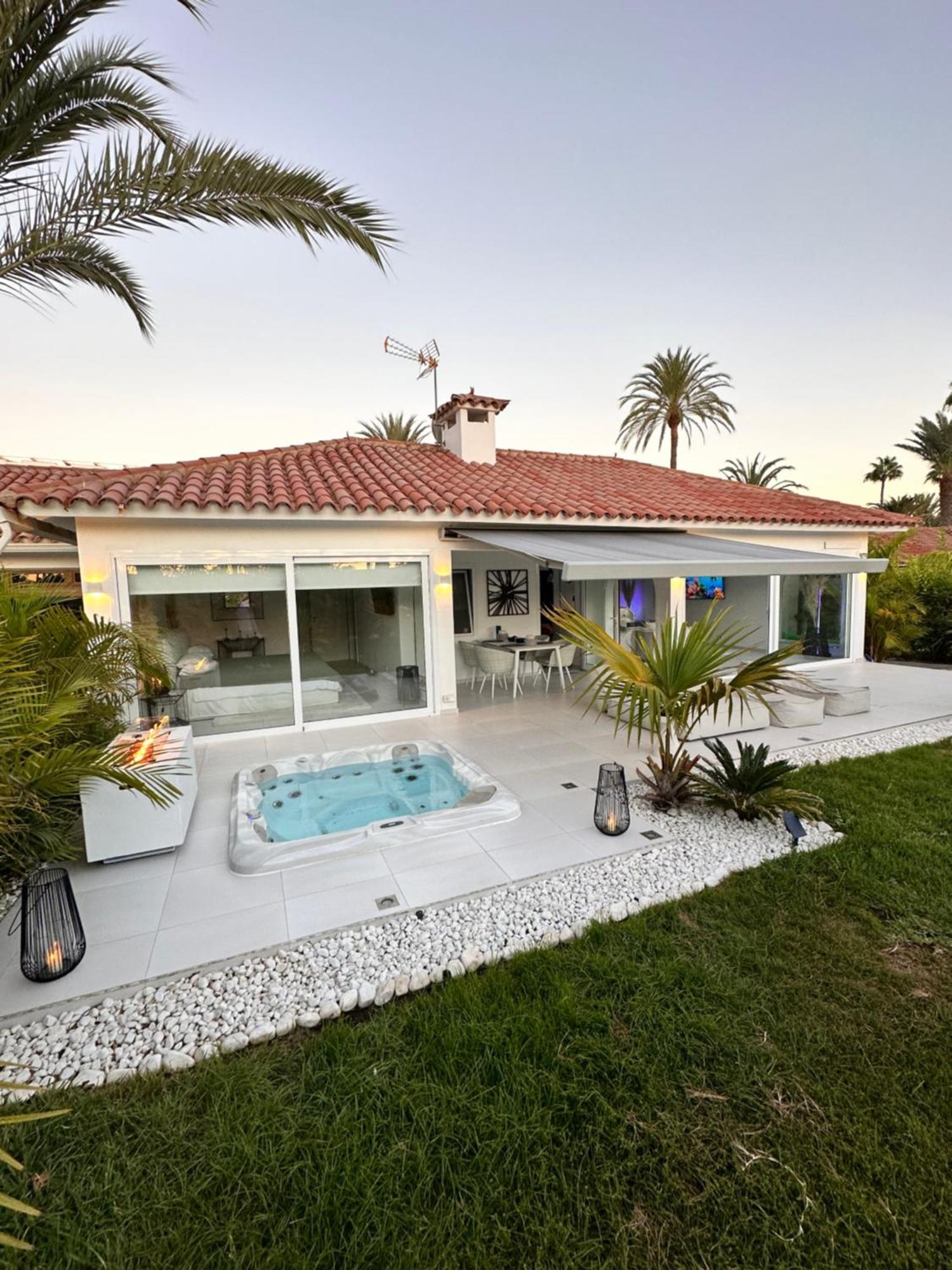 Sun Club P65 Premium Bungalow Maspalomas  Exterior photo