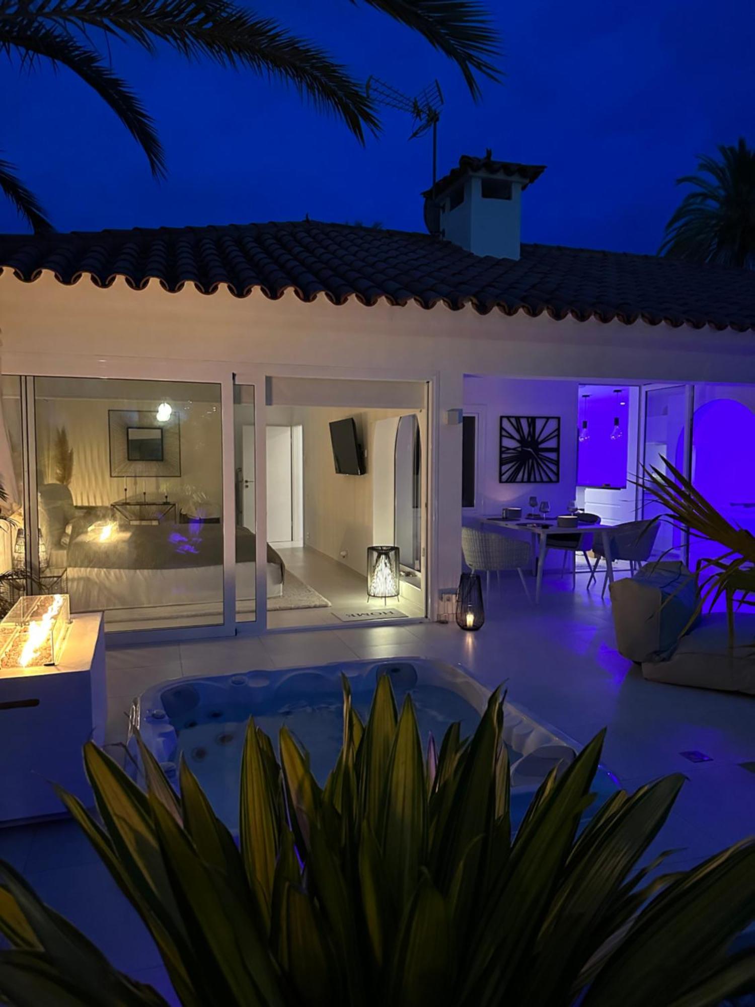 Sun Club P65 Premium Bungalow Maspalomas  Exterior photo